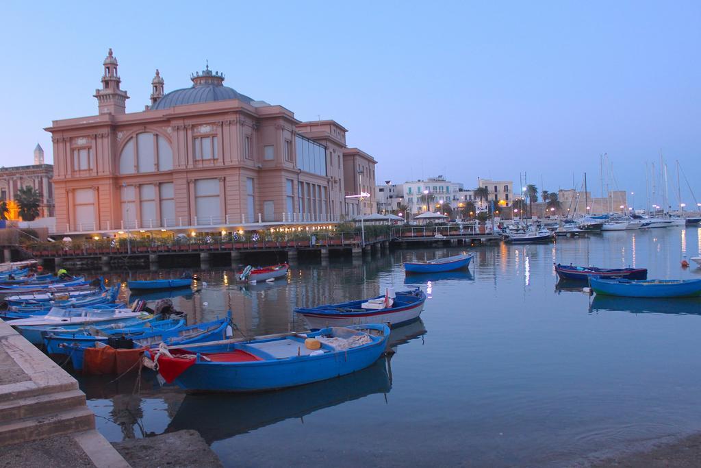 Manzoni House Apartment Bari Luaran gambar