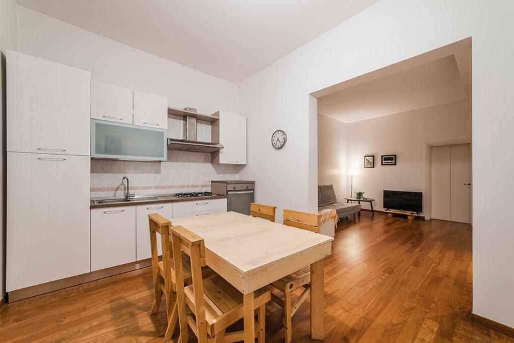 Manzoni House Apartment Bari Luaran gambar